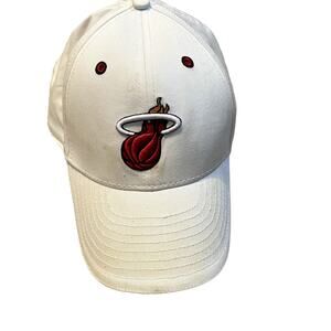 New Era One Size Heat NBA Hat White Red Trucker Cap Miami Basketball
